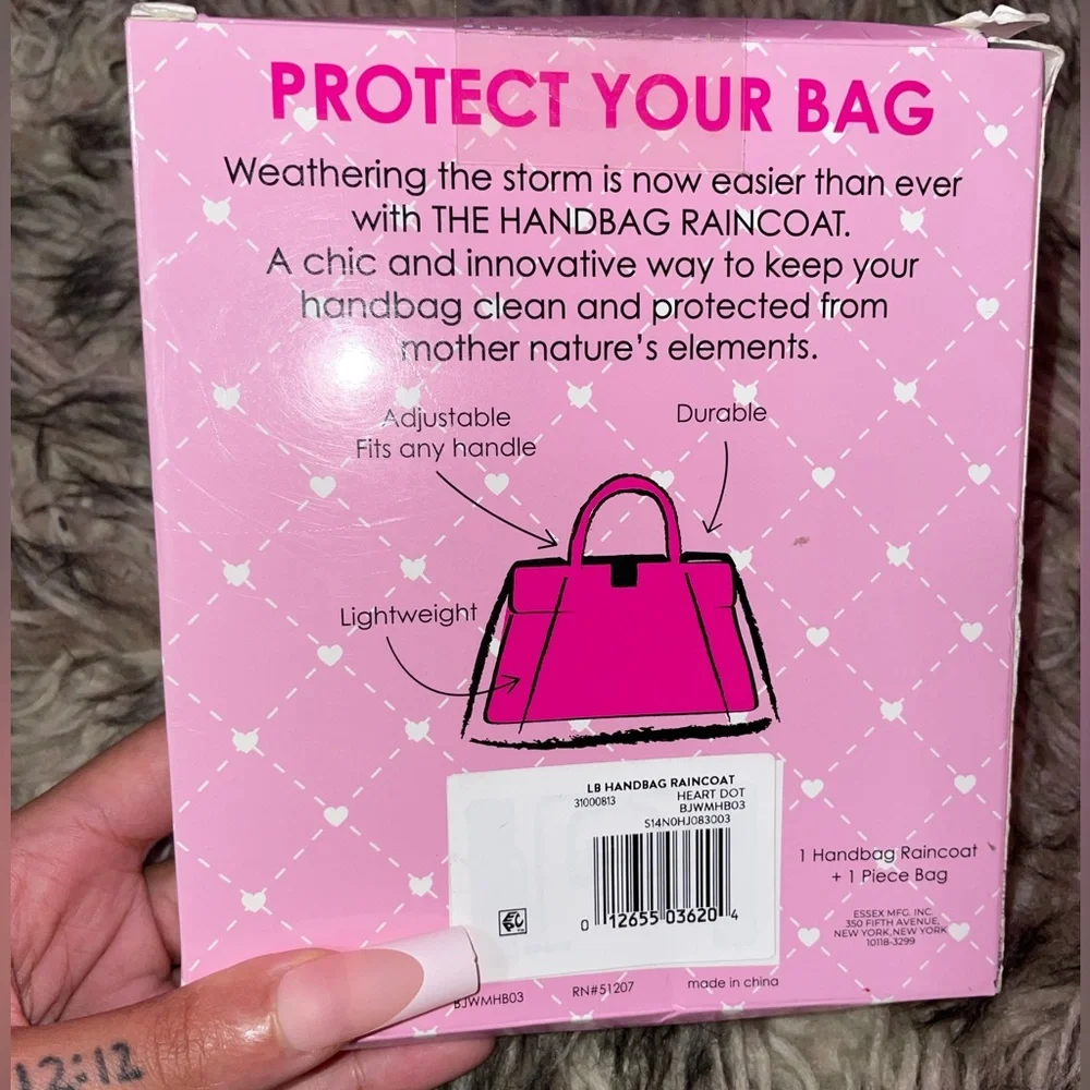 Betsy Johnson The handbag raincoat bag protector !!! Luv Betsey - Picture 3 of 4